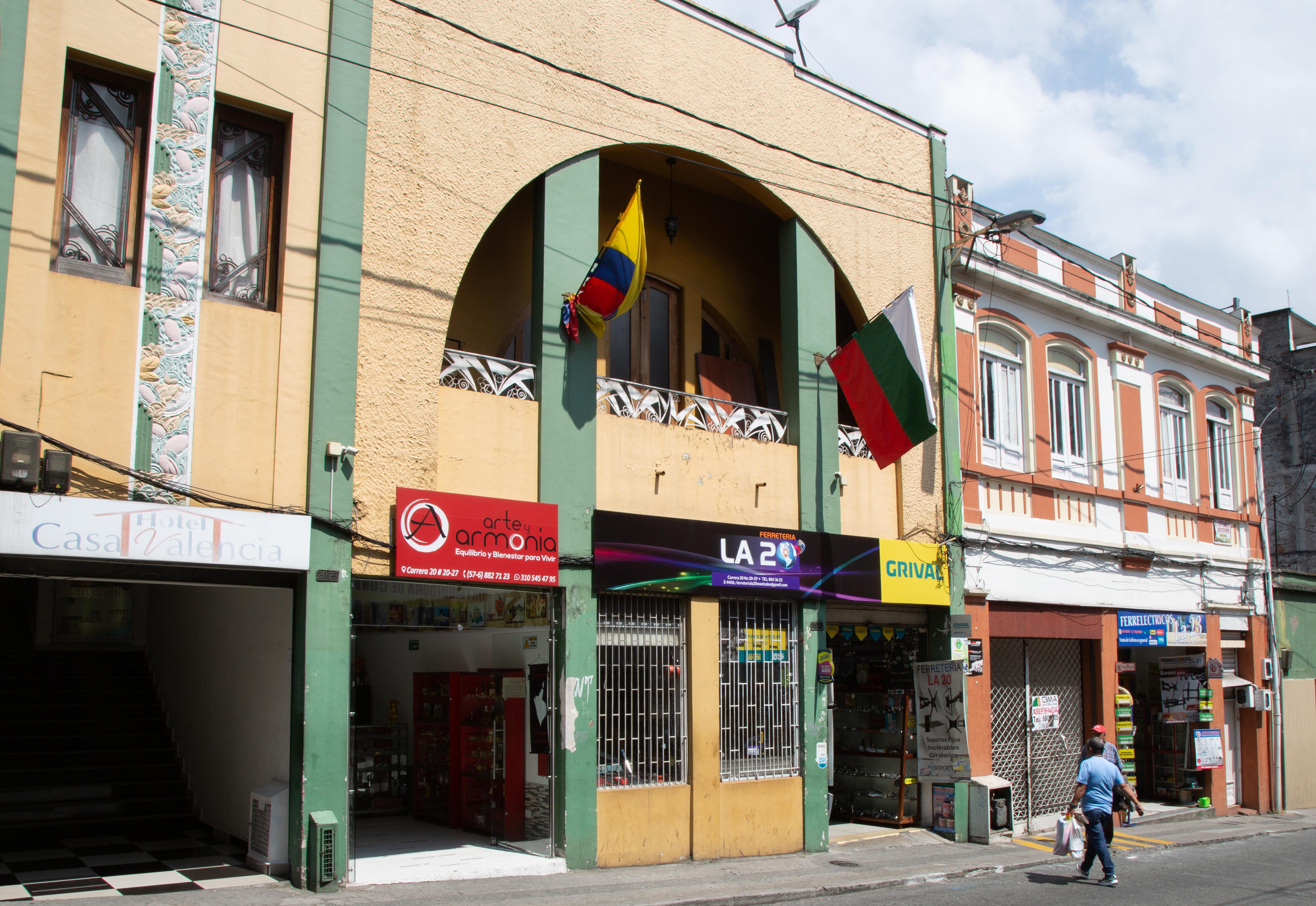 Ayenda 1131 Casa Valencia Hotel Manizales Ngoại thất bức ảnh